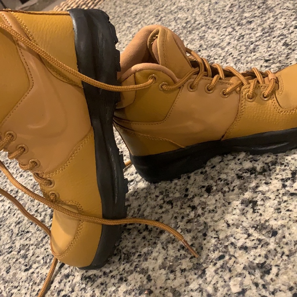 Kids Nike Manoa LTR Boots - Picture 11 of 11